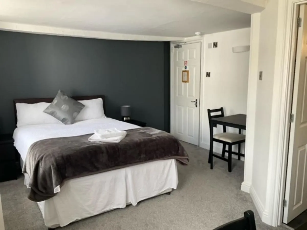 The Silverton Inn